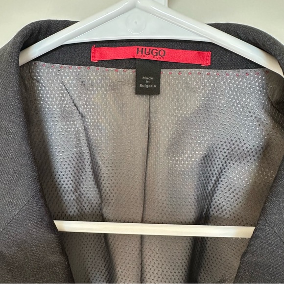 Hugo Boss gray suit jacket 40R - Picture 2 of 5